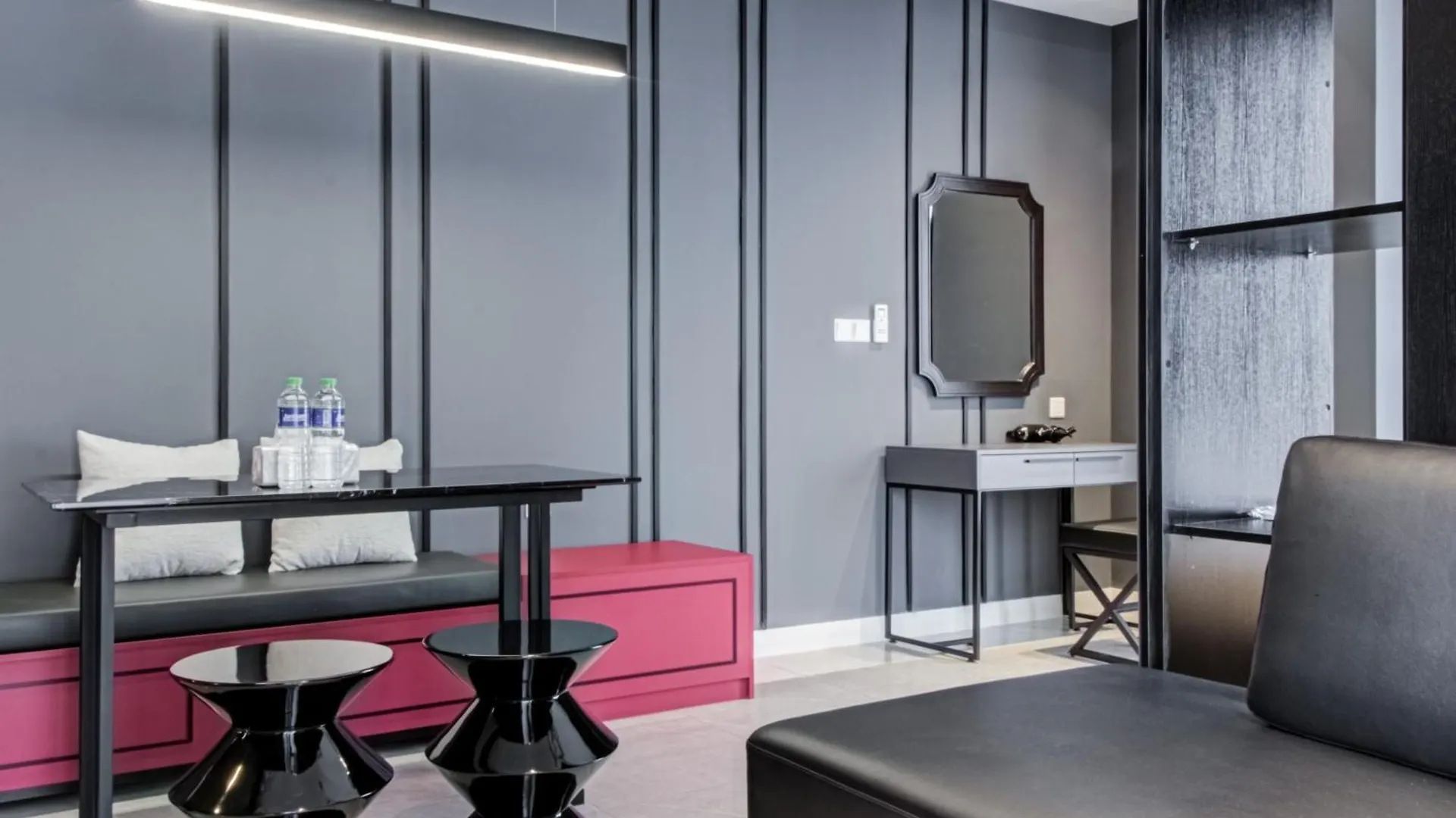 Aparthotel Axon Residence At Pavilion Klcc Kl Tower View By Kimiro Kuala Lumpur Ma­lay­sia