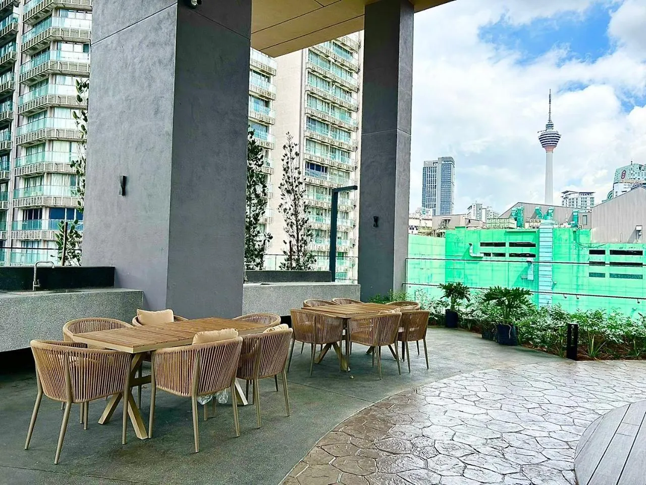 Aparthotel Axon Residence At Pavilion Klcc Kl Tower View By Kimiro Kuala Lumpur